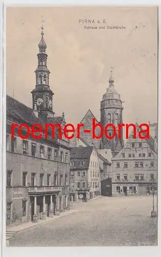 75616 Ak Pirna a.E. Rathaus und Stadtkirche, Sparkasse und Geschäfte 1907