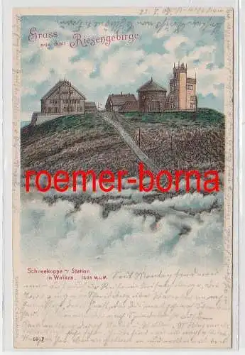 75036 geprägte Ak Gruss aus dem Riesengebirge Schneekoppe Station in Wolken 1905