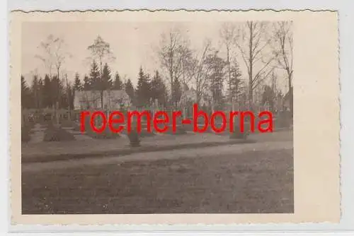 75896 Foto Ak Soldaten Friedhof in Radom 1940