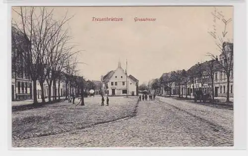 906832 Ak Treuenbrietzen Grossstrasse 1909