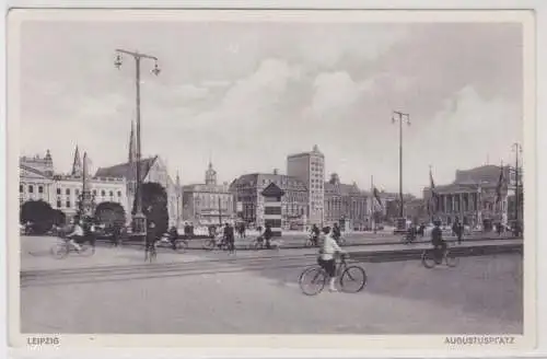 91551 Ak Leipzig Augustsuplatz mit Litfasssäule 1930