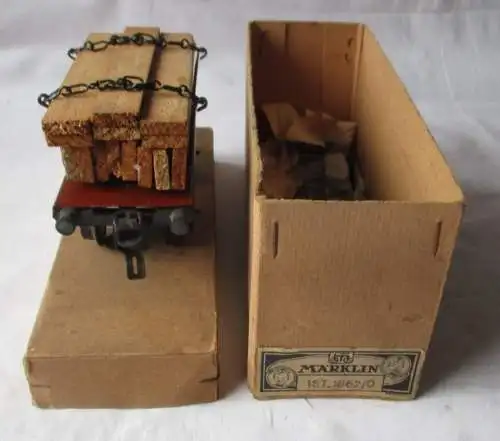 Original Märklin Rungenwagen mit Holzbeladung mit Ketten gesichert OVP (113045)