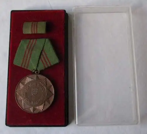 DDR Medaille für treue Dienste in den bewaffneten Organen MdI in Bronze (160631)