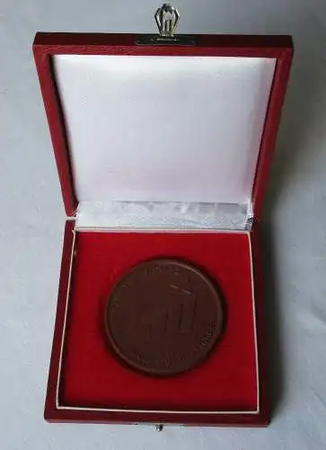 DDR Porzellan Medaille Hervorragende Leistungen in der Slobin-Methode (111986)