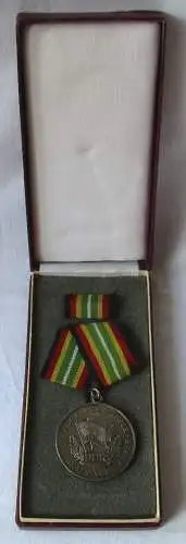 Medaille für treue Dienste in der NVA nat.Volksarmee in Silber 900er Ag (104638)