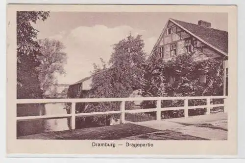 42383 AK Dramburg (Drawsko Pomorskie) - Dragepartie von der Brücke aus 1932