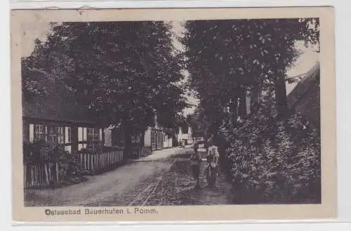 29964 AK Ostseebad Bauerhufen in Pommern (Chłopy) - Straßenansicht 1922