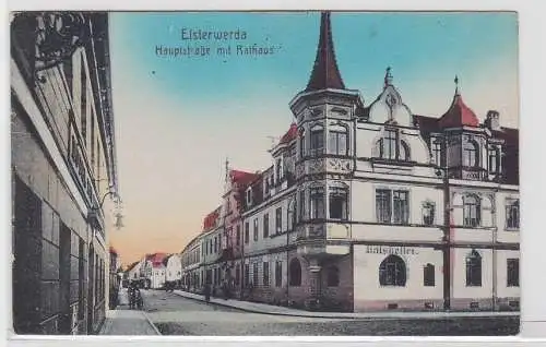 92879 AK Elsterwerda - Hauptstraße mit Rathaus und Ratskeller 1918