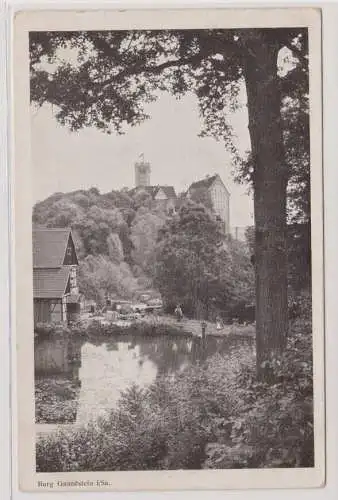 99448 AK Burg Gnandstein aus dem Wald ragend mit Teich davor