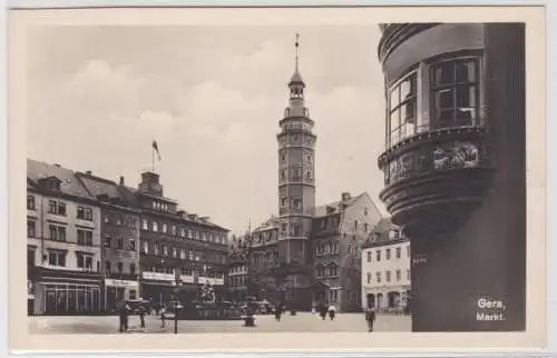 82560 AK Gera - Markt mit Rathaus und Geschäften, Konfektionshaus