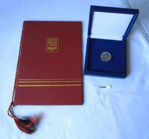 DDR Hans Loch Ehrennadel LDPD 1983 mit Etui plus Urkunde (113943)