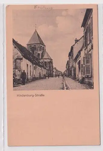 95550 Ak Corbeny Aisne Hindenburg Strasse mit Kirche um 1915