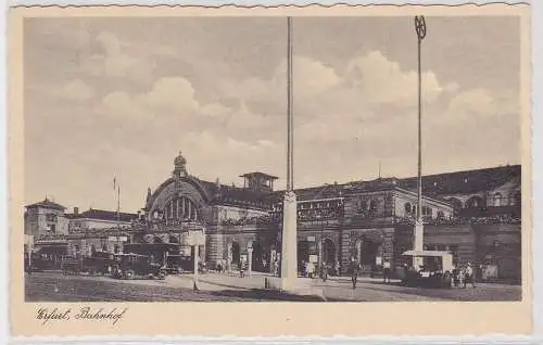 48612 Ak Erfurt Bahnhof um 1930