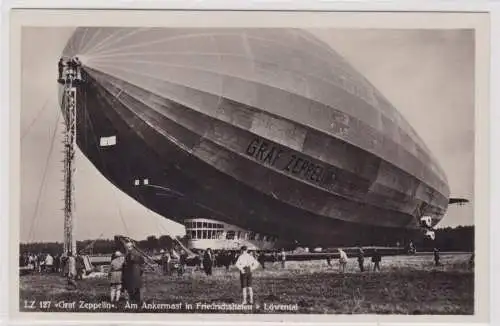 31792 Foto AK Friedrichshafen-Löwental - LZ 127 "Graf Zeppelin" am Ankermast