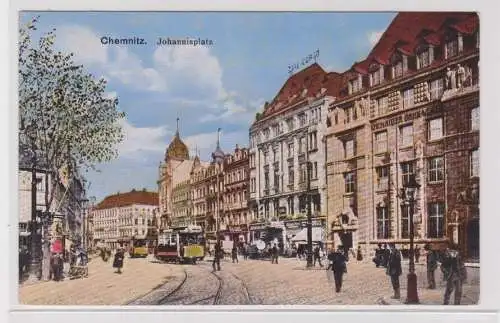 905698 Feldpost Ak Chemnitz - Johannisplatz, Straßenansicht mit Straßenbahn 1916