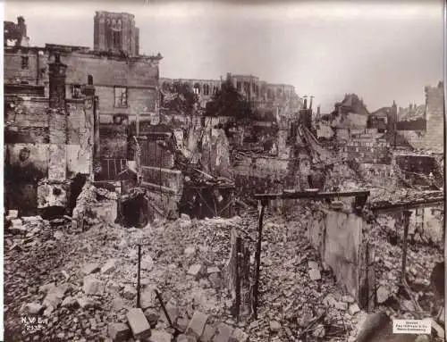 106583 großes Original Propaganda Foto "Kathedrale in Noyon" 1. Weltkrieg