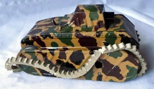 Militär Blechspielzeug Panzer mit Schlüsselaufzug tarnfarben