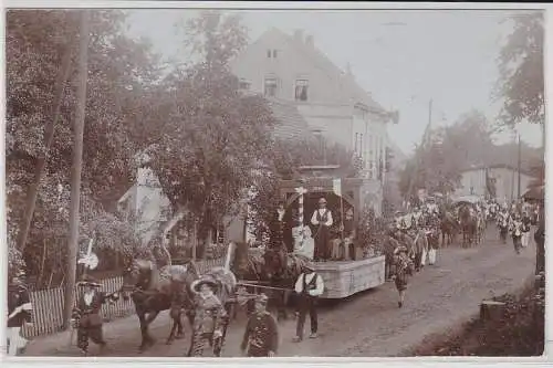 63373 Foto Ak Olbersdorf bei Zittau Festumzug um 1925