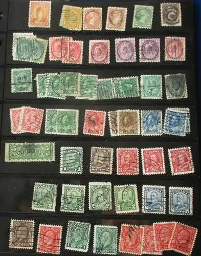 kleine Briefmarkensammlung mit 180 alten Briefmarken Kanada Canada (140608)