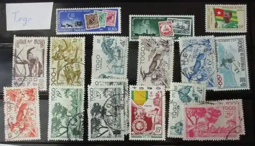 kleine Briefmarkensammlung mit 21 Briefmarken Togo Togolaise (140816)