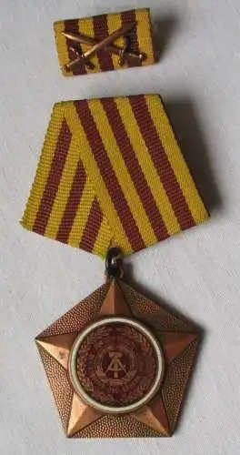 DDR Kampforden f. Verdienste um Volk und Vaterland in Bronze MUSTER (110703)