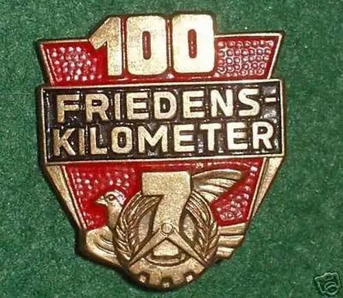 DDR Abzeichen 100 Friedenskilometer mit Friedenstaube