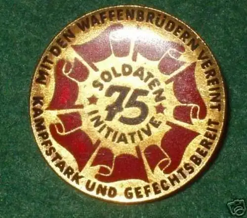 seltenes DDR Abzeichen Soldateninitiative 75