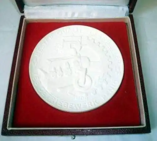 DDR Porzellan Medaille VEB Getriebewerk Penig im Etui