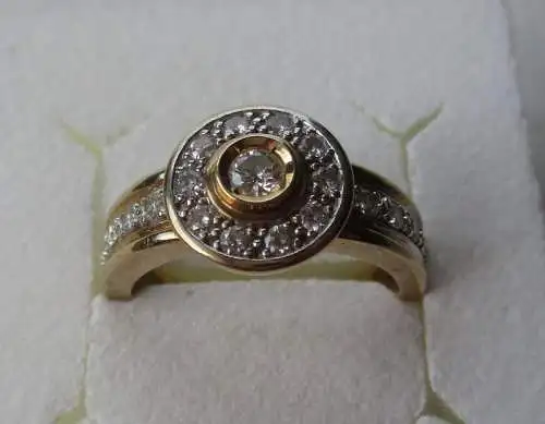 hochwertiger 585er Gold Ring mit 20 Diamanten besetzt 0,7 Karat (126429)