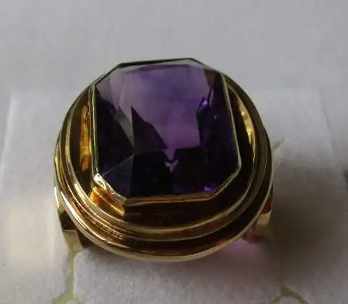 klassischer massiver 585er Gold Damenring mit großem Amethyst (124227)