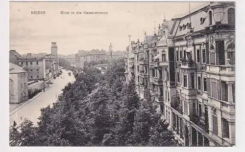 63757 Ak Neisse (Nysa) Oberschlesien Blick in die Kaiserstrasse um 1910