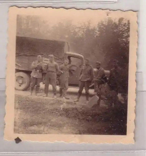 18942 Foto Deutscher Tankwagen mit Tarnnetz 2. Weltkrieg