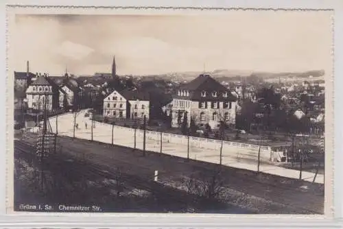 75263 AK Grüna - Chemnitzer Straße, Straßenansicht mit Bahngleisen 1927