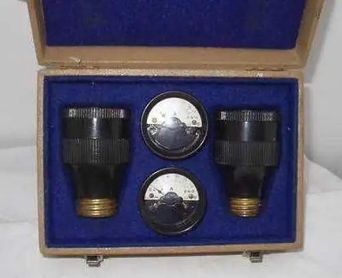 altes Set Amperemeter Strommesser mit Kasten