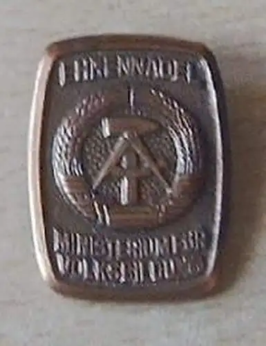 DDR Ehrennadel Ministerium für Volksbildung in Bronze