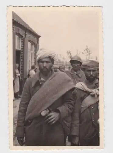 60634 Foto gefangene Soldaten im 2. Weltkrieg