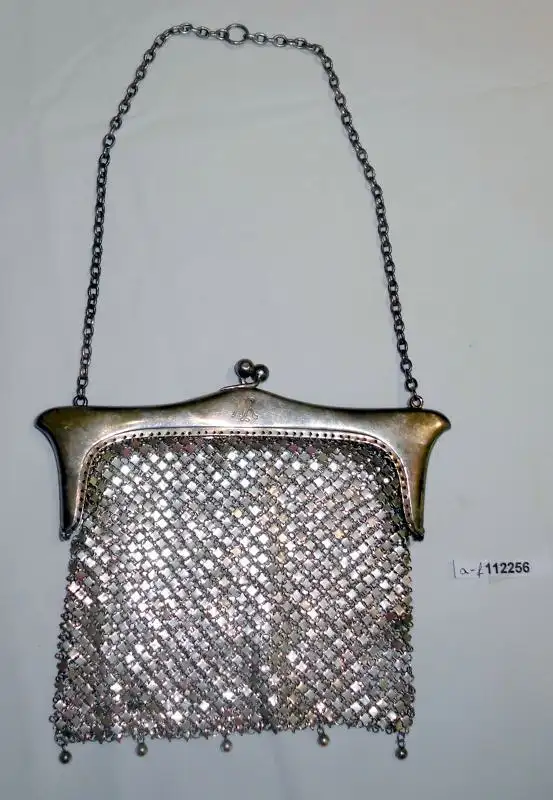 traumhafte Operntasche 935er Silber mit Initialen MR 1904 (112256) 0