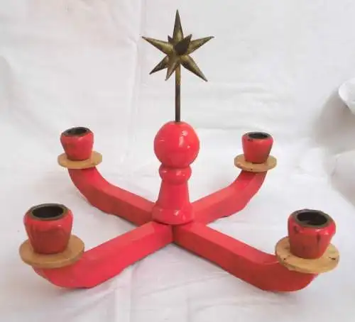 alter vierarmiger Adventsleuchter aus Holz mit Stern Weihnachten um 1950