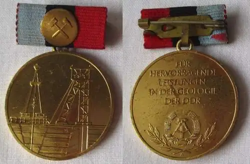 DDR Medaille für hervorragende Leistungen in der Geologie Bartel 299 a (143053)