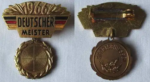 DDR Abzeichen Sport Deutscher Meister 1966 im Sportschiessen (162270)