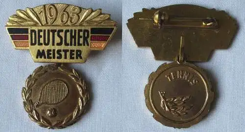 DDR Abzeichen Sport Deutscher Meister 1963 im Tennis (162708)