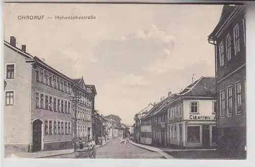 69758 Ak Ohrdruf Hohenloestrasse mit Zigarrengeschäft um 1910