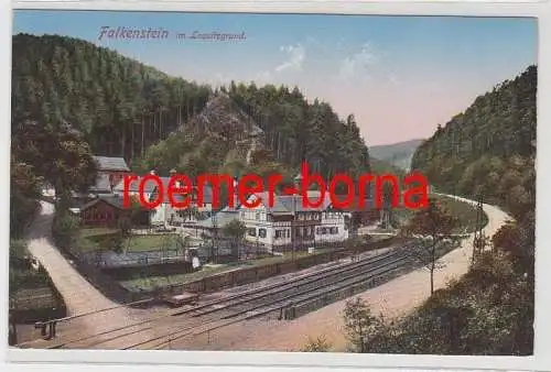 56991 Ak Falkenstein im Loquitzgrund mit Bahnstrecke um 1920