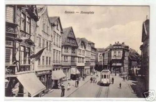 08963 Ak Giessen Kreuzplatz mit Strassenbahn 1914