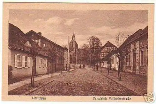 14353 Ak Altruppin Friedrich Wilhelmstrasse um 1930