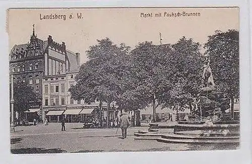 57583 Ak Landsberg a.W. Markt mit Pauksch-Brunnen 1919