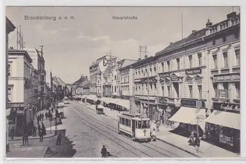 34018 AK Brandenburg Havel - Hauptstraße, Straßenansicht mit Geschäften