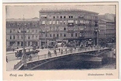 60385 Ak Gruß aus Berlin Weidendammer Brücke mit Verkehr um 1900