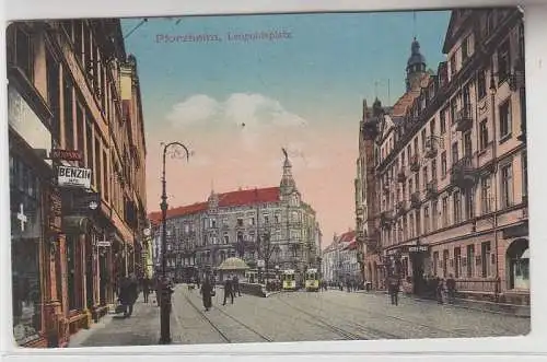 66824 Ak Pforzheim Leopoldsplatz mit Frisör, Hotel Post usw. 1925