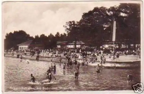 20716 Ak Friedrichshafen am Bodensee Strandbad um 1930